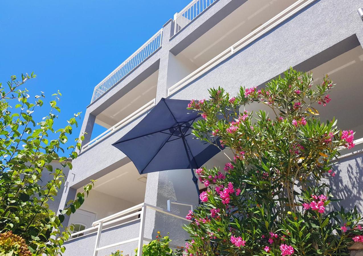 Villa Skalinada With Sea View Brela Buitenkant foto