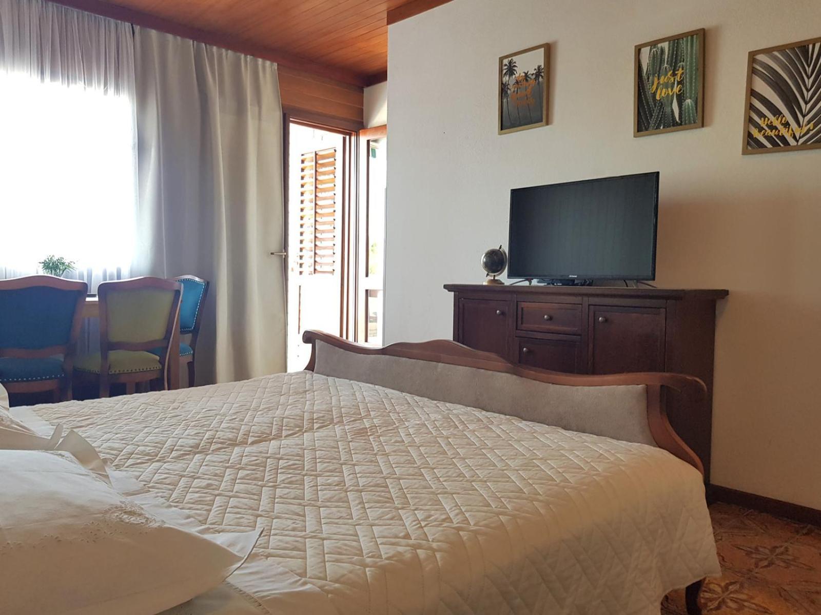 Villa Skalinada With Sea View Brela Kamer foto